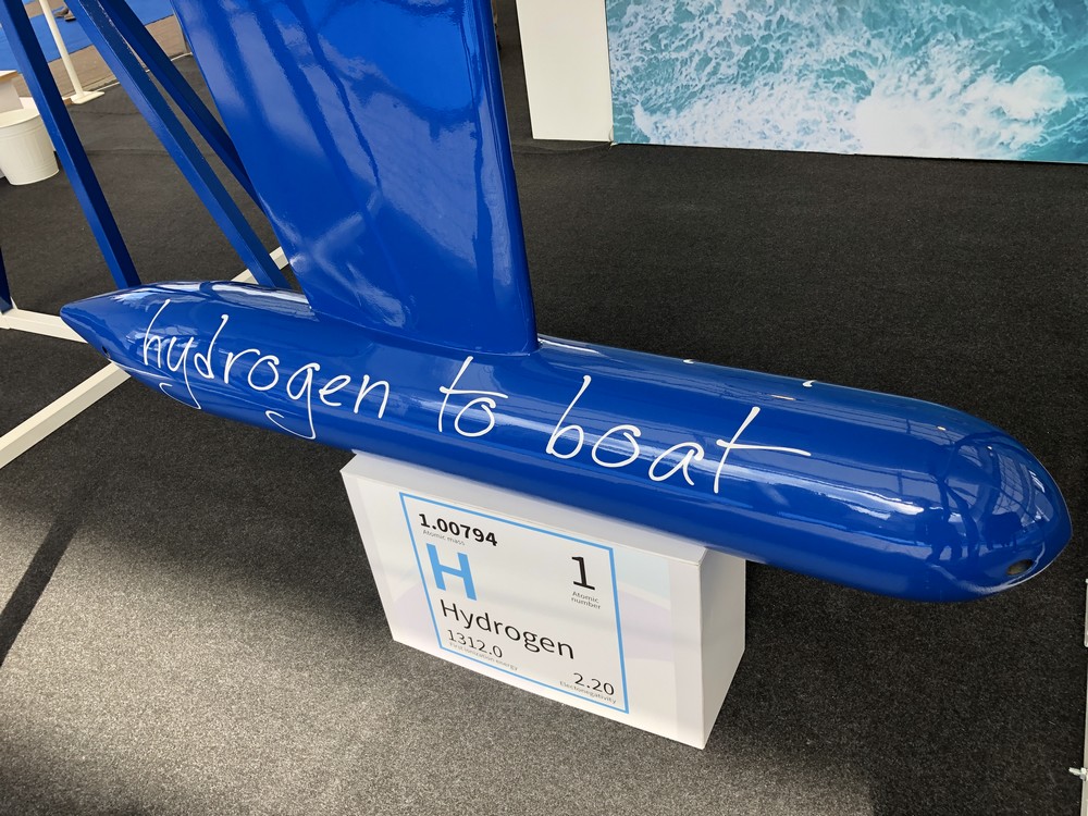 bulbo_h2boat