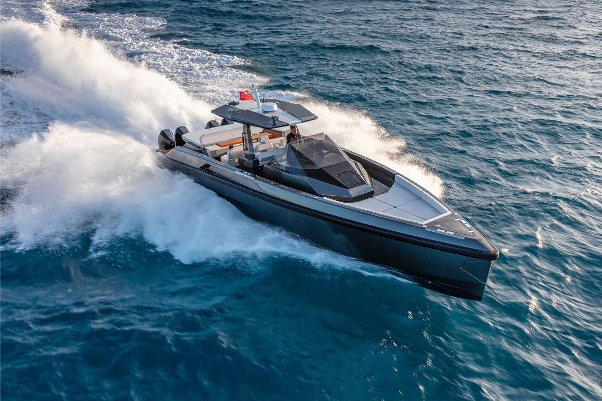 Wallytender48X: il debutto in Medio Oriente con prestazioni mozzafiato al Dubai Boat Show